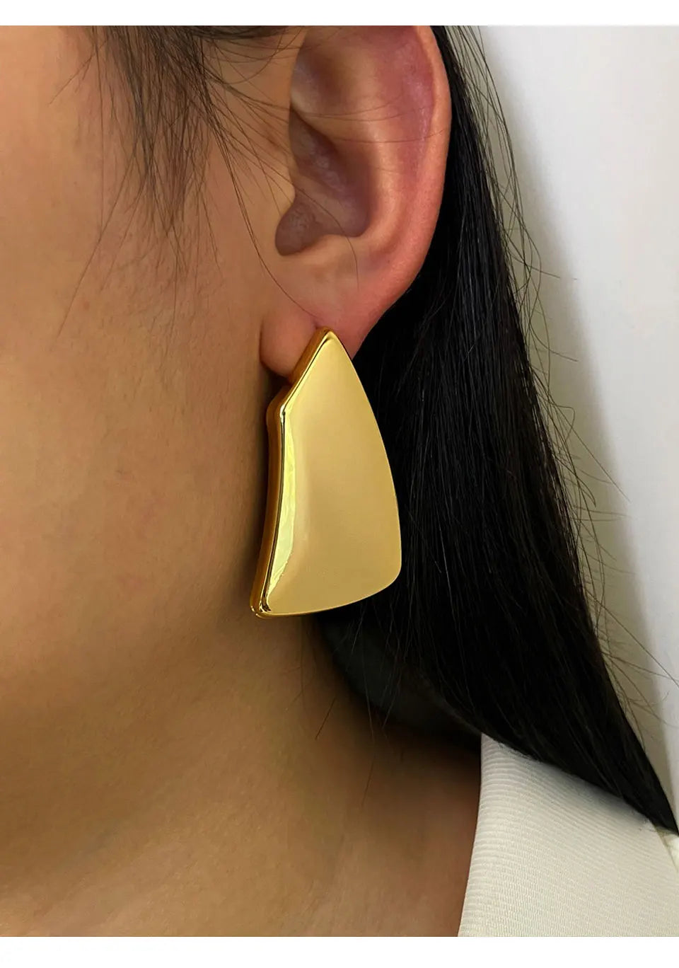 Arka Studs