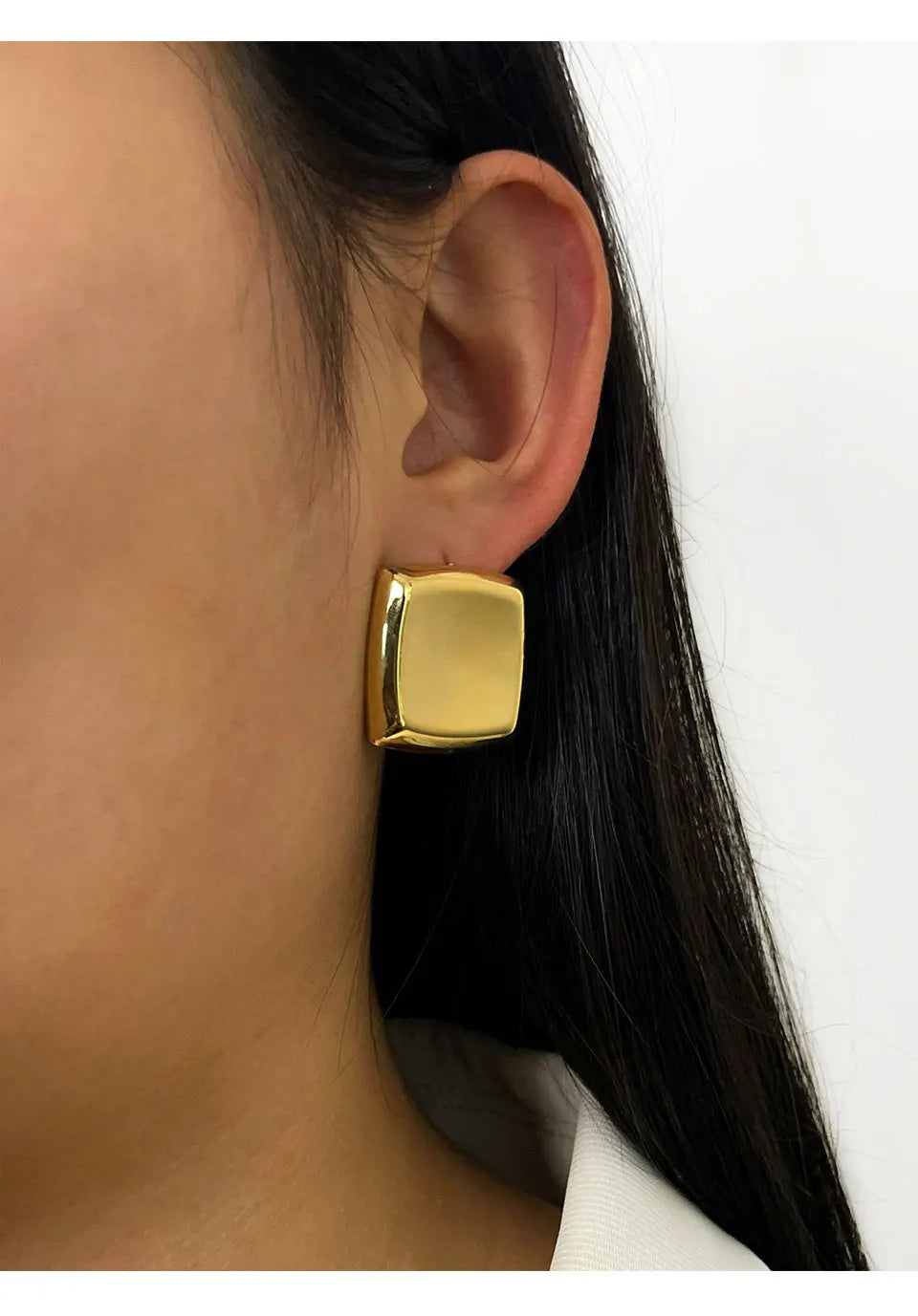 Arka Studs